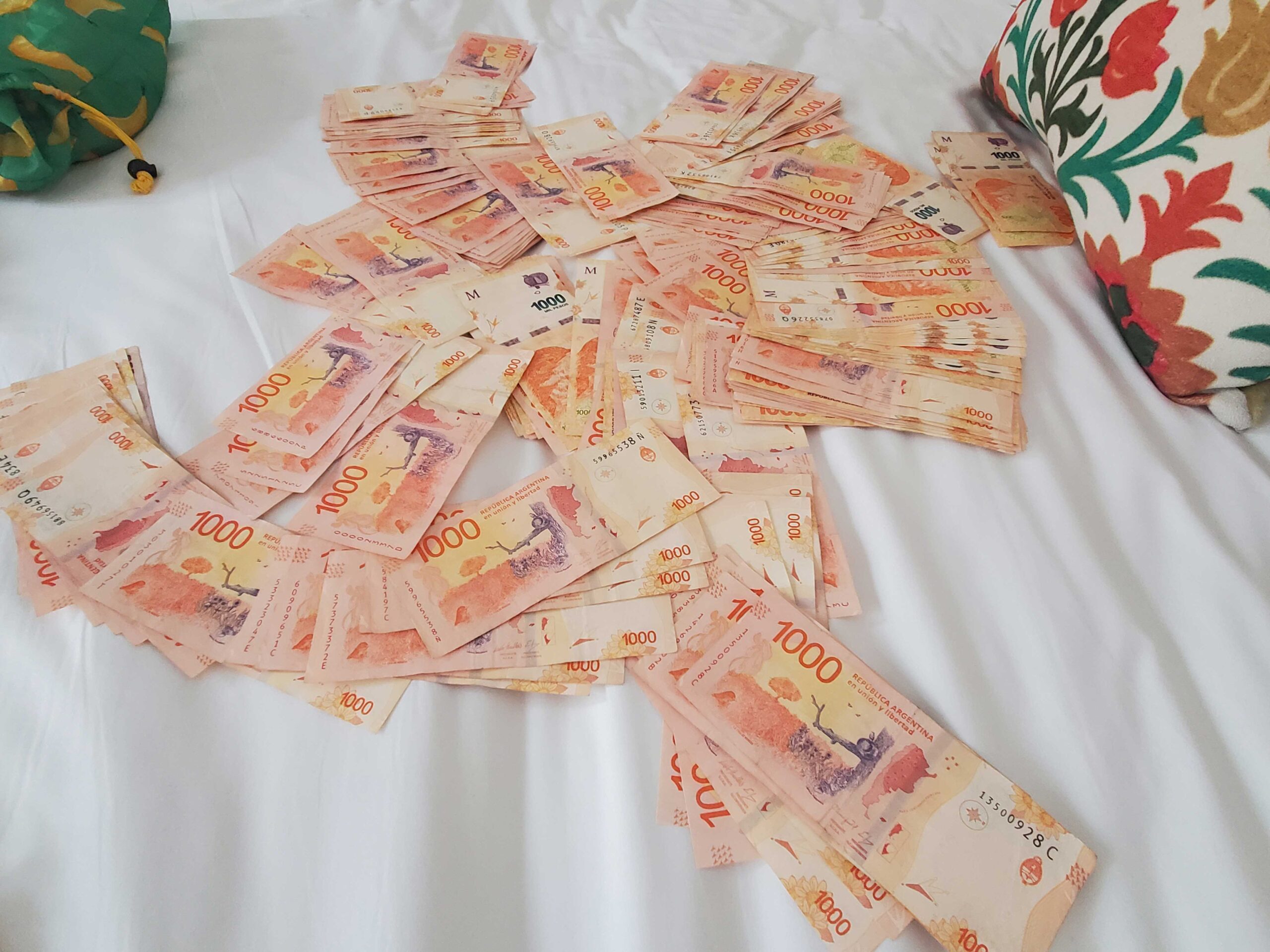 Pile of 1000 Peso Notes ($10)