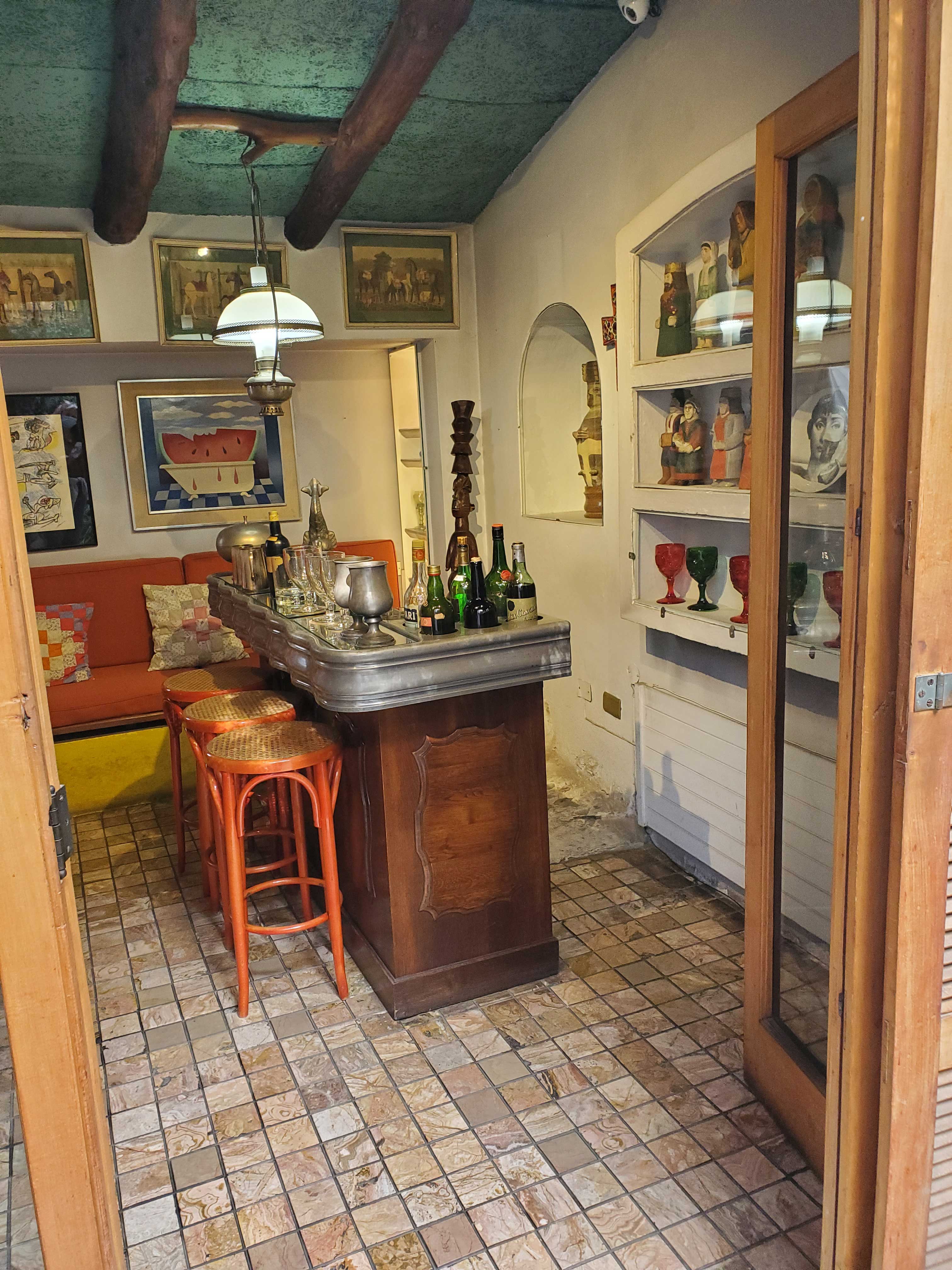 Captain's Bar at La Chascona