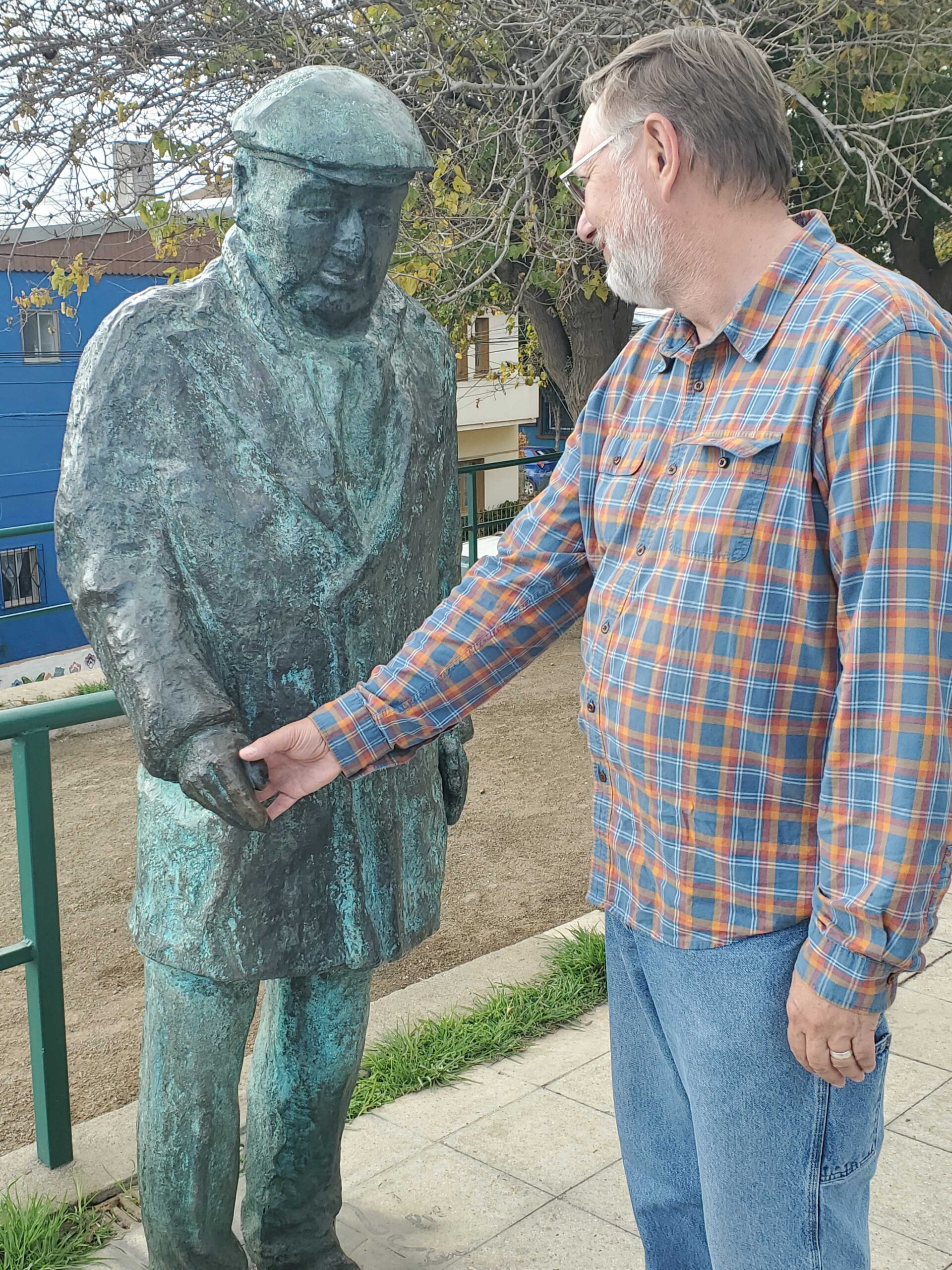 Statue of Pablo Neruda in Poets' Park in Valparaiso, Chile